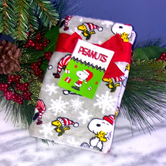 Snoopy peanuts Christmas kitchen towels - Picture 1 of 4